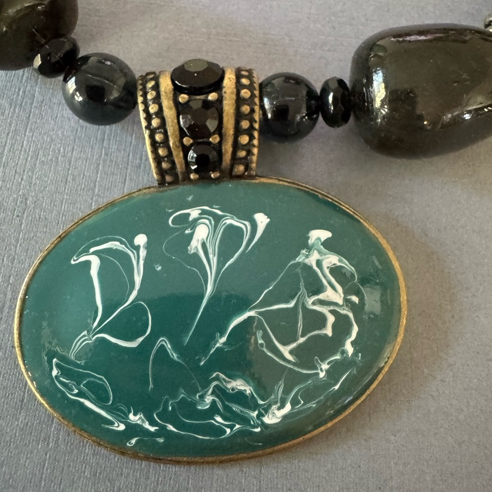 Jewelry Set - Picture 3 of 9